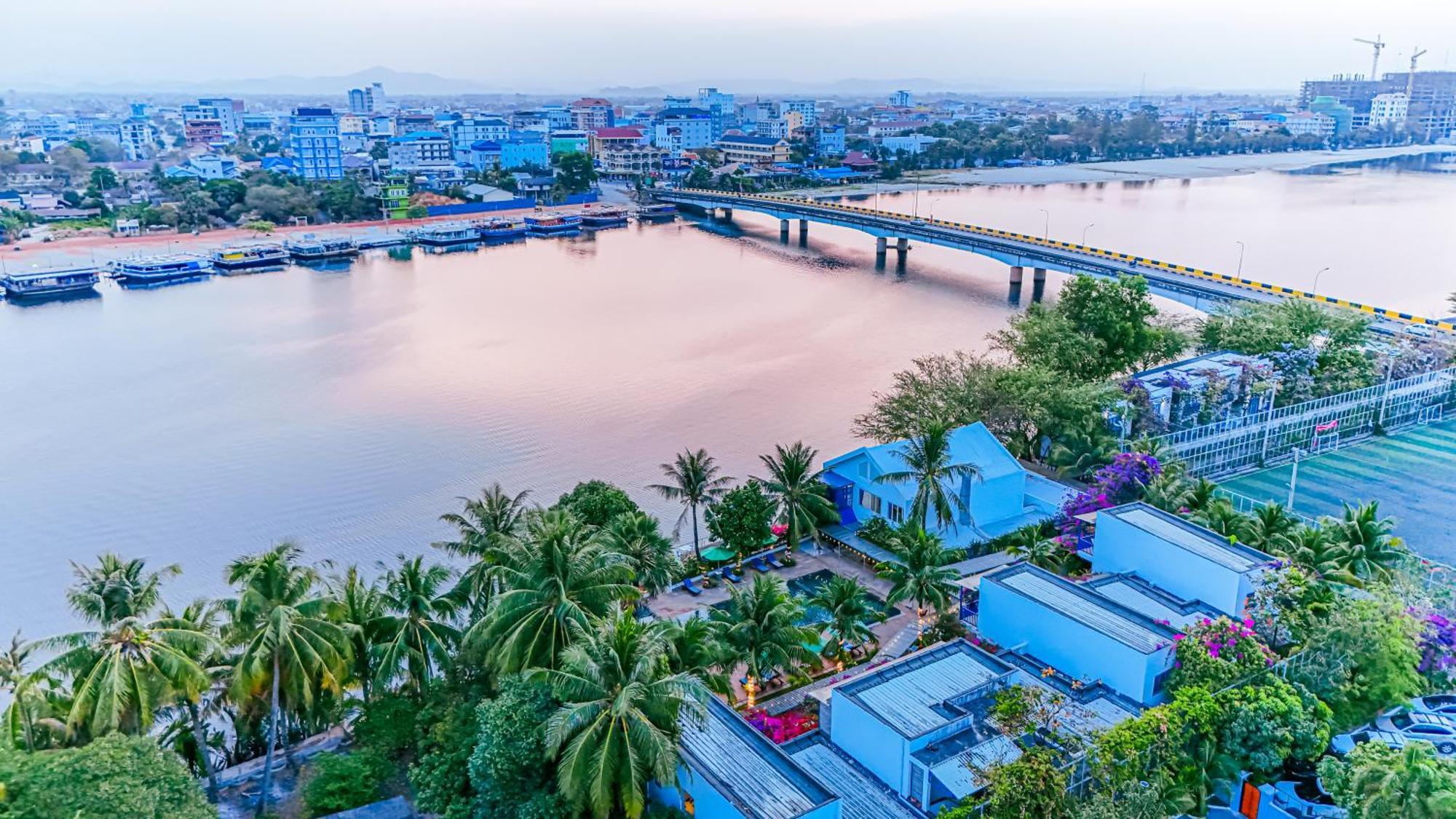 The B Resort Kampot Exteriér fotografie
